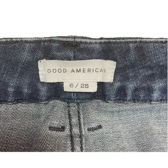 Good American Women’s High Rise Skinny Faded Blue Jeans Size 6/28 Distressed Hem - Picture 8 of 9